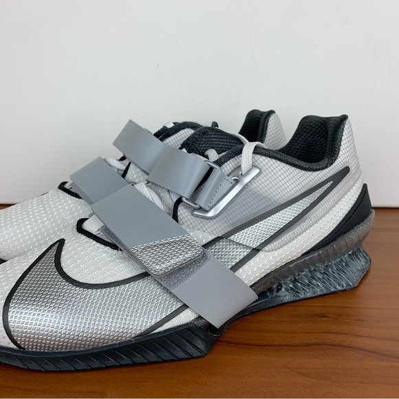 Nike Romaleos 4 SE Weightlifting Shoes main image 12